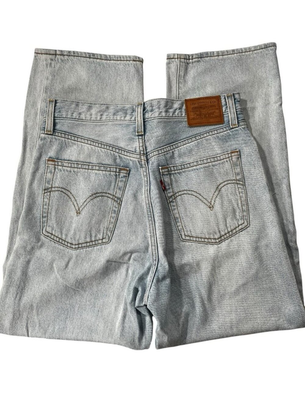 Levi's Ribcage Buttonfly Straight leg jeans Women's size 28